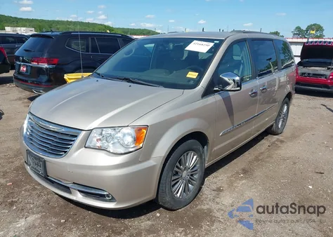 2013 Chrysler Town & Country Touring-L z USA, uszkodzony, nr VIN 2C4RC1CG7DR793807
